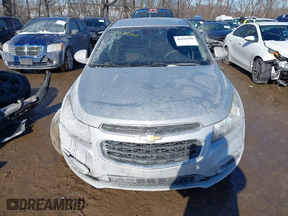 2015 Chevrolet Cruze LT with VIN 1G1PC5SB0F7210575, listed as a IAAI auction lot 41629360 with 192,189 mi miles and . Bid and sale history available at DreamBid. Image 12.