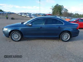 2008 Volvo S80 3.2L with VIN YV1AS982081072485, listed as a IAAI auction lot 41687898 with 1 mi miles. Bid and sale history available at carsss.com. Image 14.