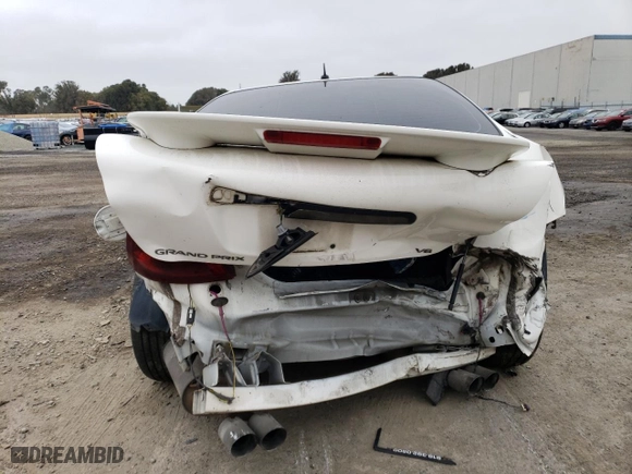 2008 Pontiac Grand Prix GXP with VIN 2G2WC55C081123237, listed as a Copart auction lot 55174164 with 166035 miles and Salvage Title. Bid and sale history available at carsss.com. Image 6.