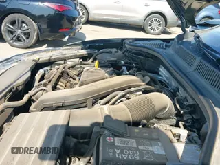 2024 Volkswagen Jetta S z VIN 3VW5M7BU1RM002298, wystawiony jako IAAI lot #42941118 z przebiegiem 33 216 mil mil oraz . Historia ofert i sprzedaży dostępna na DreamBid. Obrazek 19.