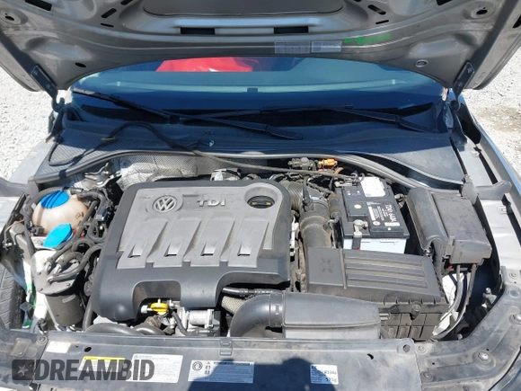 2014 Volkswagen Passat SE с VIN 1VWBN7A35EC028438, выставлен на аукционе IAAI как лот 42172605 с пробегом 108 955 миль миль и . История ставок и продаж доступна на DreamBid. Изображение 10.