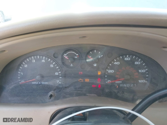2005 Ford Ranger XLT with VIN 1FTZR45E35PA65898, listed as a IAAI auction lot 41820950 with 204,606 mi miles. Bid and sale history available at carsss.com. Image 7.