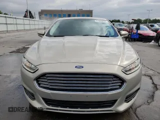 2015 Ford Fusion SE with VIN 3FA6P0H77FR282630, listed as a Copart auction lot 61806075 with 109,267 mi miles and Salvage title. Bid and sale history available at DreamBid. Image 5.