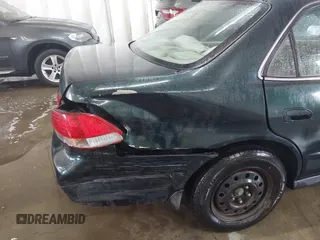 2001 Honda Accord LX z VIN 1HGCG16481A047136, wystawiony jako IAAI lot #41565746 z przebiegiem 259 017 mil mil oraz . Historia ofert i sprzedaży dostępna na DreamBid. Obrazek 13.