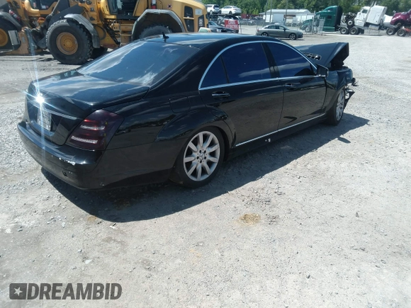 2007 Mercedes-Benz S 5.5L V8 with VIN WDDNG71X37A074898, listed as a IAAI auction lot 42137575 with Not Provided miles. Bid and sale history available at carsss.com. Image 4.