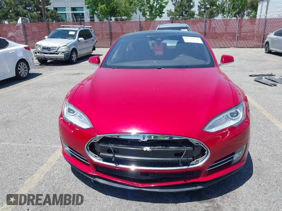 2016 Tesla Model S 90D с VIN 5YJSA1E26GF120631, выставлен на аукционе IAAI как лот 42249326 с пробегом 84 491 миль миль и . История ставок и продаж доступна на DreamBid. Изображение 13.