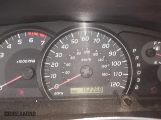 2005 Toyota Tundra SR5 with VIN 5TBET34155S491275, listed as a IAAI auction lot 41742181 with 152,268 mi miles. Bid and sale history available at carsss.com. Image 7.