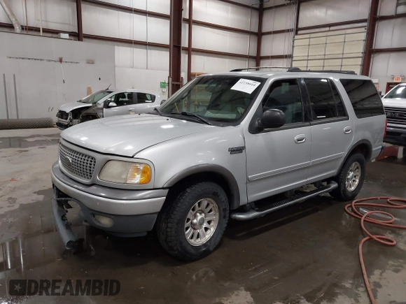 2000 Ford Expedition Special Service z VIN 1FMFU16L2YLC02530, wystawiony jako IAAI lot #42238010 z przebiegiem Nie podano mil oraz . Historia ofert i sprzedaży dostępna na DreamBid. Obrazek 19.