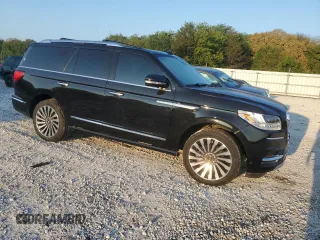 2019 Lincoln Navigator Reserve z VIN 5LMJJ2LT4KEL10282, wystawiony jako Copart lot #68874313 z przebiegiem 67 877 mil mil oraz . Historia ofert i sprzedaży dostępna na DreamBid. Obrazek 4.