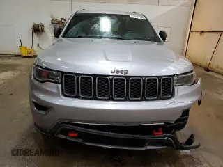 2017 Jeep Grand Cherokee Trailhawk with VIN 1C4RJFLG8HC618709, listed as a Copart auction lot 52899194 with 69,000 mi miles and Salvage title. Bid and sale history available at DreamBid. Image 5.