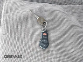 2000 Jeep Grand Cherokee Laredo z VIN 1J4GW48S9YC338947, wystawiony jako IAAI lot #42545830 z przebiegiem 234 251 mil mil oraz . Historia ofert i sprzedaży dostępna na DreamBid. Obrazek 11.