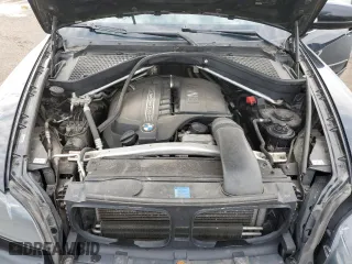 2011 BMW X5 35i with VIN 5UXZV4C52BL416493, listed as a Copart auction lot 50415165 with 116,449 mi miles and Clean Title. Bid and sale history available at carsss.com. Image 12.