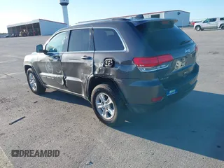 2017 Jeep Grand Cherokee Altitude z VIN 1C4RJFAG7HC890347, wystawiony jako IAAI lot #42315887 z przebiegiem 98 064 mil mil oraz . Historia ofert i sprzedaży dostępna na DreamBid. Obrazek 3.