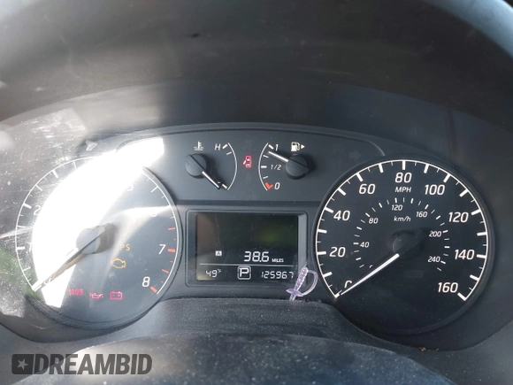 2014 Nissan Sentra SR z VIN 3N1AB7AP1EY218581, wystawiony jako IAAI lot #41853117 z przebiegiem 125 967 mil mil oraz . Historia ofert i sprzedaży dostępna na DreamBid. Obrazek 7.