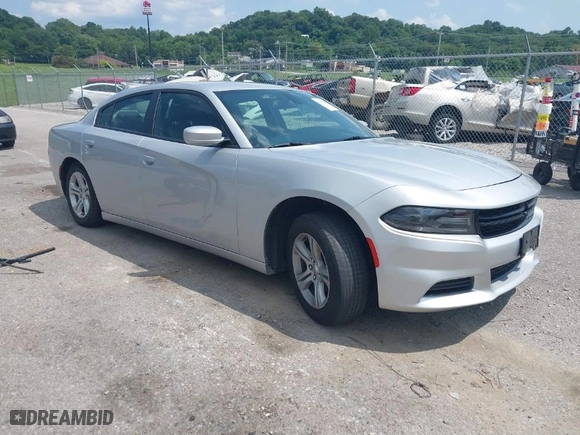 2020 Dodge Charger SXT with VIN 2C3CDXBG5LH106923, listed as a IAAI auction lot 39851203 with NaN miles. Bid and sale history available at carsss.com. Image 1.