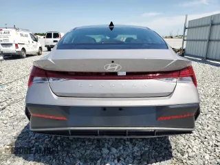 2025 Hyundai Elantra SEL Convenience with VIN KMHLS4DG9SU943131, listed as a Copart auction lot 54518735 with 876 mi miles and Non Repairable. Bid and sale history available at DreamBid. Image 6.