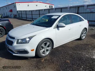 2015 Chevrolet Cruze LT with VIN 1G1PE5SB2F7129068, listed as a IAAI auction lot 42004347 with 98,220 mi miles. Bid and sale history available at carsss.com. Image 17.