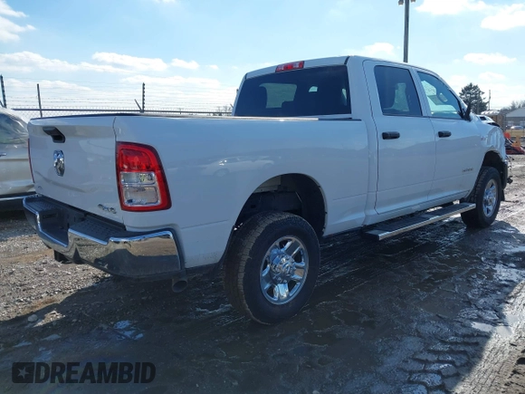 2022 Ram 2500 Tradesman with VIN 3C6UR5CJXNG321949, listed as a IAAI auction lot 41539376 with 88,786 mi miles. Bid and sale history available at carsss.com. Image 4.