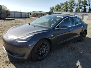 2018 Tesla Model 3 Long Range Battery z VIN 5YJ3E1EB1JF119368, wystawiony jako Copart lot #54059834 z przebiegiem 49 216 mil mil oraz Szkody całkowita. Historia ofert i sprzedaży dostępna na DreamBid. Obrazek 1.