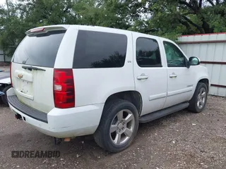 2007 Chevrolet Tahoe LT with VIN 1GNFK13077R180130, listed as a IAAI auction lot 42477489 with Not provided miles and . Bid and sale history available at DreamBid. Image 4.