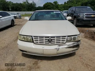 1998 Cadillac Seville STS z VIN 1G6KY549XWU928703, wystawiony jako Copart lot #59948685 z przebiegiem 180 254 mil mil oraz Szkoda całkowita • Salvage title. Historia ofert i sprzedaży dostępna na DreamBid. Obrazek 5.