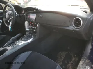 2020 Toyota 86 GT with VIN JF1ZNAE1XL8752817, listed as a Copart auction lot 75098894 with 33,081 mi miles and Salvage Title. Bid and sale history available at carsss.com. Image 8.