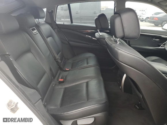 2013 BMW 5 Series Gran Turismo 535i with VIN WBASN2C54DC202564, listed as a Copart auction lot 44390155 with 152,332 mi miles and Clean Title. Bid and sale history available at carsss.com. Image 10.