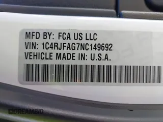 2022 Jeep Grand Cherokee Laredo X z VIN 1C4RJFAG7NC149692, wystawiony jako IAAI lot #42119197 z przebiegiem 37 835 mil mil oraz . Historia ofert i sprzedaży dostępna na DreamBid. Obrazek 9.