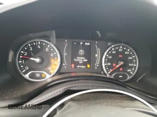 2015 Jeep Renegade Latitude z VIN ZACCJBBT0FPB68533, wystawiony jako Copart lot #51343165 z przebiegiem 157 123 mil mil oraz Szkoda całkowita • Salvage title. Historia ofert i sprzedaży dostępna na DreamBid. Obrazek 9.