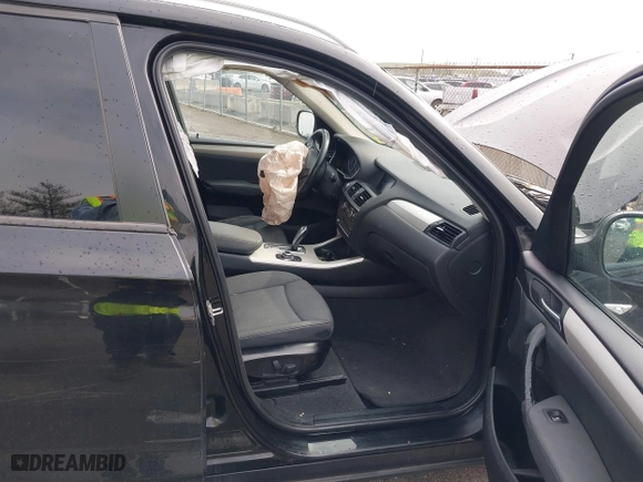 2011 BMW X3 28i with VIN 5UXWX5C59BL714770, listed as a IAAI auction lot 42044088 with 202,247 mi miles. Bid and sale history available at carsss.com. Image 5.