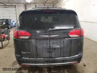 2019 Chrysler Pacifica Touring L Plus with VIN 2C4RC1EG6KR604641, listed as a Copart auction lot 87958495 with 118,639 mi miles and Non Repairable. Bid and sale history available at carsss.com. Image 6.