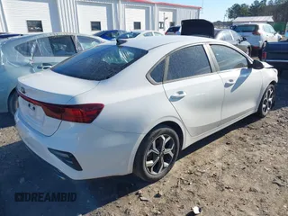 2019 Kia Forte LXS with VIN 3KPF24AD2KE040152, listed as a IAAI auction lot 41679814 with 1 mi miles. Bid and sale history available at carsss.com. Image 4.