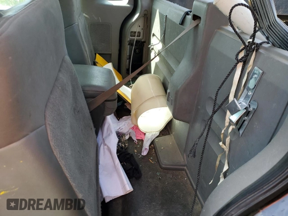 2007 Ford F-150 XL with VIN 1FTRF12247NA08092, listed as a Copart auction lot 53934265 with Not provided miles and Salvage title. Bid and sale history available at DreamBid. Image 10.