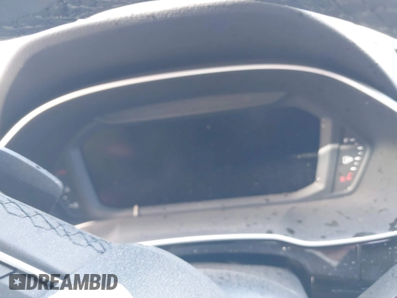 2024 Audi Q3 S line Premium z VIN WA1DECF3XR1108195, wystawiony jako IAAI lot #41833728 z przebiegiem Nie podano mil oraz . Historia ofert i sprzedaży dostępna na DreamBid. Obrazek 7.