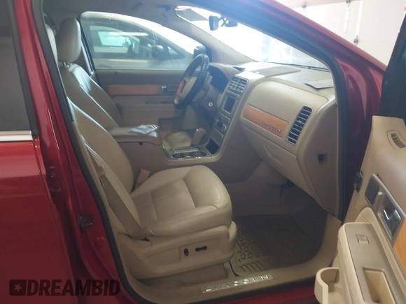 2007 Lincoln MKX with VIN 2LMDU88C57BJ34241, listed as a IAAI auction lot 42059956 with 230,948 mi miles. Bid and sale history available at carsss.com. Image 5.