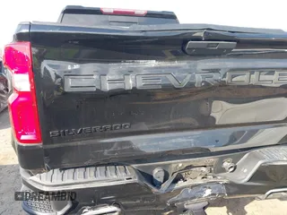 2021 Chevrolet Silverado 1500 LT Trail Boss with VIN 1GCPYFED9MZ232507, listed as a IAAI auction lot 41690784 with 71,392 mi miles and . Bid and sale history available at DreamBid. Image 6.
