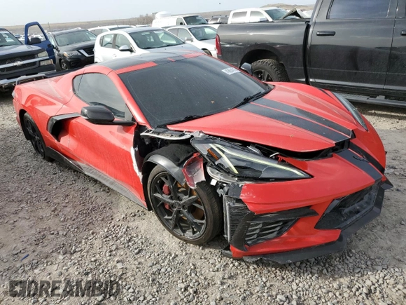 2021 Chevrolet Corvette 3LT with VIN 1G1YC2D42M5105403, listed as a Copart auction lot 43634015 with 25,635 mi miles and Salvage Title. Bid and sale history available at carsss.com. Image 4.