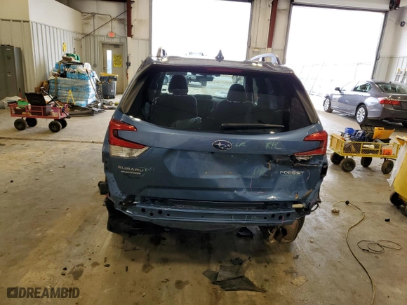 2021 Subaru Forester Premium with VIN JF2SKAFC5MH454456, listed as a Copart auction lot 46846245 with 48,908 mi miles and Salvage Title. Bid and sale history available at carsss.com. Image 6.