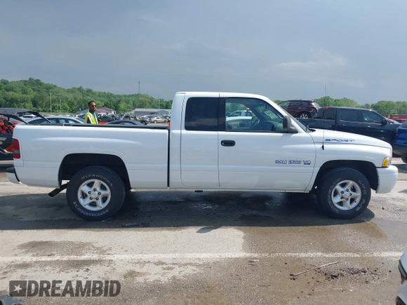 2000 Dodge 1500 with VIN 3B7HC13Z7YG103630, listed as a IAAI auction lot 42240485 with 21,142 mi miles and . Bid and sale history available at DreamBid. Image 13.