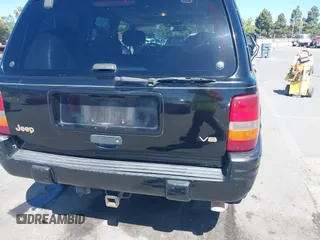 1997 Jeep Grand Cherokee Limited z VIN 1J4GZ78Y3VC683674, wystawiony jako IAAI lot #42331984 z przebiegiem 227 226 mil mil oraz . Historia ofert i sprzedaży dostępna na DreamBid. Obrazek 6.