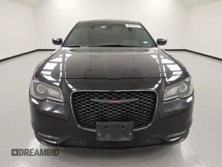 2021 Chrysler 300 with VIN 2C3CCABG8MH520182, listed as a Copart auction lot 51822095 with 123,002 mi miles and Clean Title. Bid and sale history available at carsss.com. Image 5.
