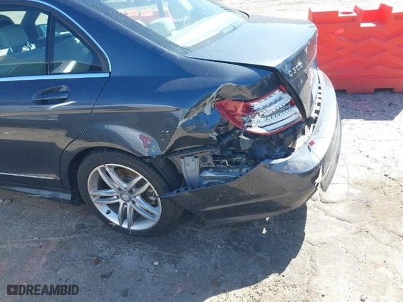 2013 Mercedes-Benz C-Class C 300 Sport with VIN WDDGF8AB3DG122480, listed as a IAAI auction lot 41805512 with 118,841 mi miles. Bid and sale history available at carsss.com. Image 6.