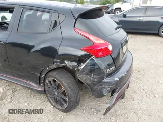 2014 Nissan Juke S with VIN JN8AF5MV3ET363957, listed as a IAAI auction lot 40133471 with 110,565 mi miles. Bid and sale history available at carsss.com. Image 6.