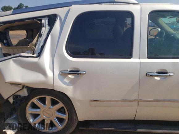 2013 GMC Yukon Denali with VIN 1GKS2EEF9DR311929, listed as a Copart auction lot 63810874 with 122,356 mi miles and Salvage Title. Bid and sale history available at carsss.com. Image 11.