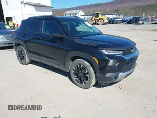 2023 Chevrolet TrailBlazer LT with VIN KL79MPS24PB166469, listed as a IAAI auction lot 41926047 with 29,957 mi miles. Bid and sale history available at carsss.com. Image 1.