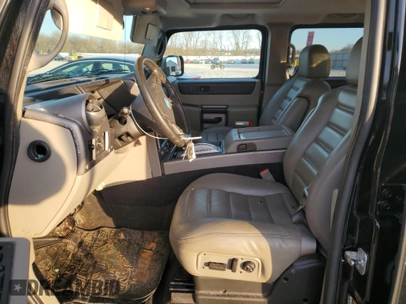 2004 Hummer H2 with VIN 5GRGN23U54H109943, listed as a Copart auction lot 85440454 with 62,040 mi miles and Salvage Title. Bid and sale history available at carsss.com. Image 7.