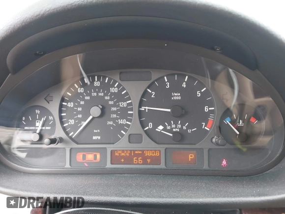 2005 BMW 3 Series 325i with VIN WBAEV33495KX09686, listed as a IAAI auction lot 42040947 with 125,221 mi miles and . Bid and sale history available at DreamBid. Image 7.