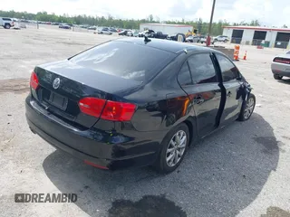 2012 Volkswagen Jetta SE с VIN 3VWDP7AJ4CM392797, выставлен на аукционе IAAI как лот 42413516 с пробегом 183 331 миль миль и . История ставок и продаж доступна на DreamBid. Изображение 6.