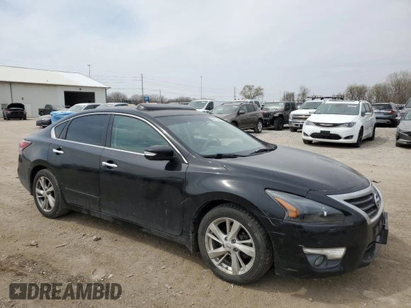 2014 Nissan Altima S with VIN 1N4AL3AP1EC101150, listed as a Copart auction lot 52510355 with 220,500 mi miles and Salvage Title. Bid and sale history available at DreamBid. Image 4.