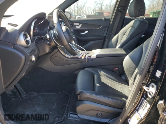 2022 Mercedes-Benz GLC 300 with VIN W1N0G8EB9NV367082, listed as a Copart auction lot 48414465 with 55,140 mi miles and Salvage Title. Bid and sale history available at DreamBid. Image 7.